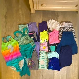 Girls clothing bundle Size: Large (10/12) 20 pieces.